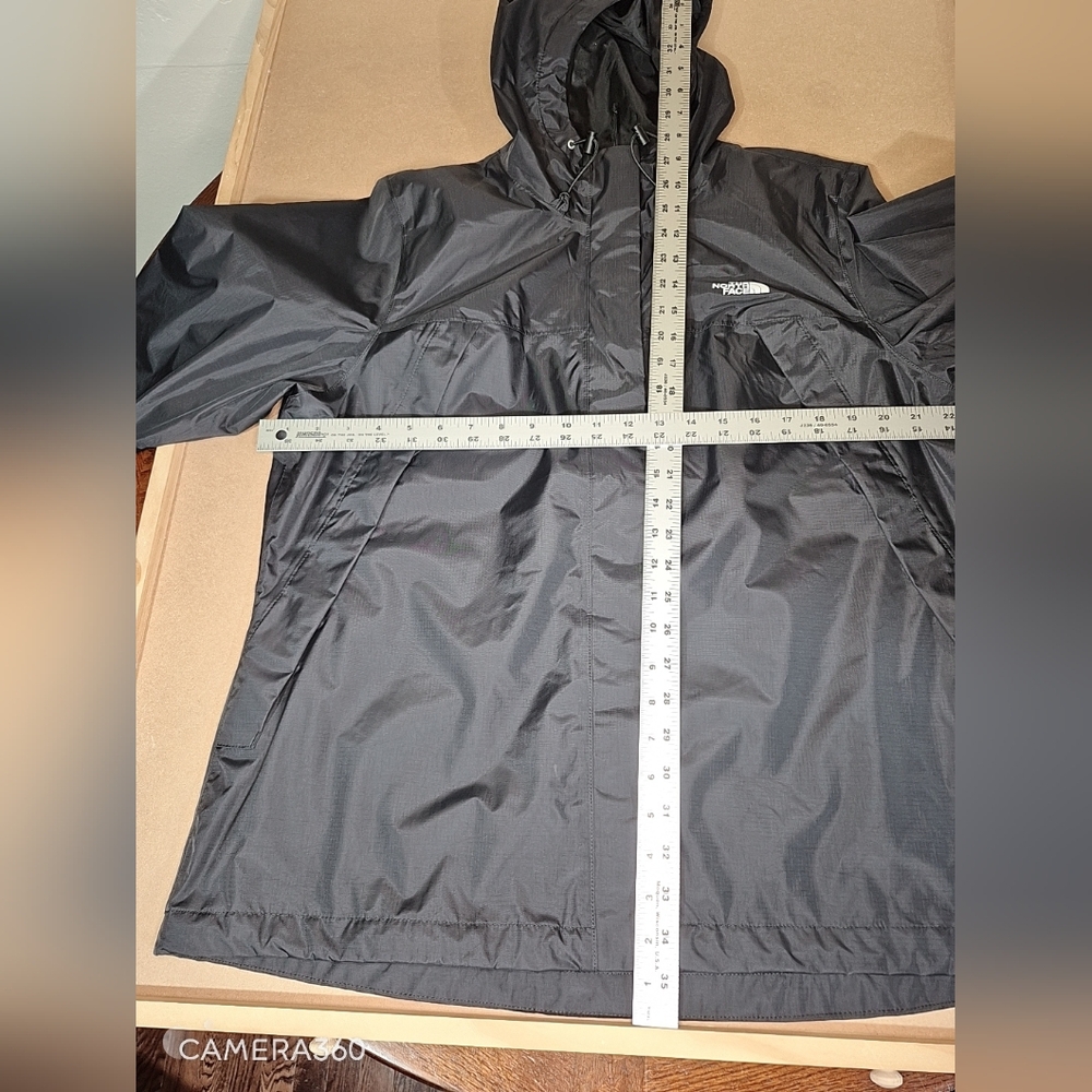 The North Face Women's Black Windbreaker NWOT 1103/1653 - Picture 2 of 9
